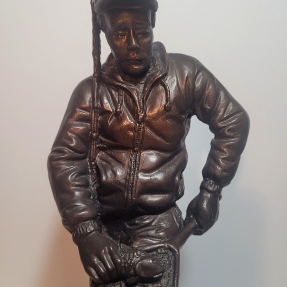 Austin Sculpture "First Catch" - Picture 4 of 8